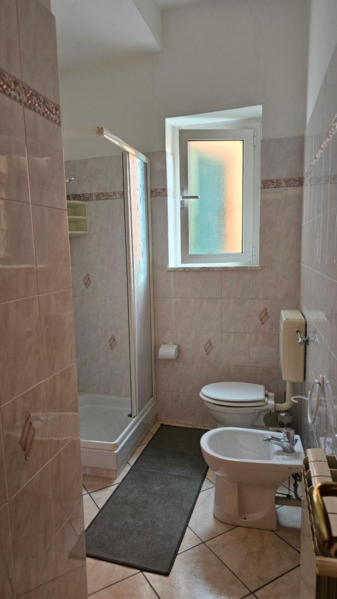 Casa Atena, Spaziosa, Romantica Con Idromassaggio Privato Varazze Extérieur photo